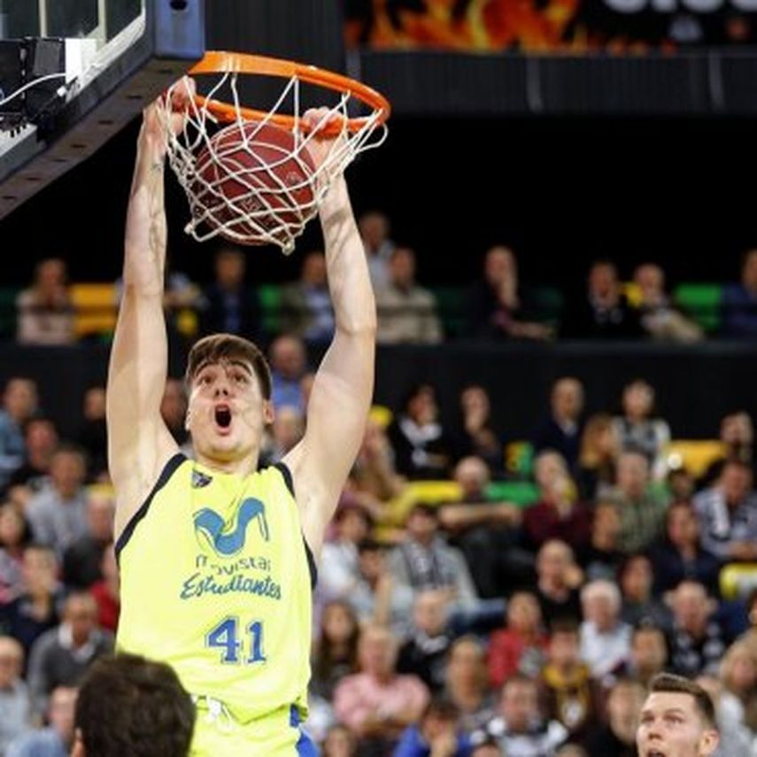Denver Nuggets hace oficial la contratación de Juancho Hernangómez