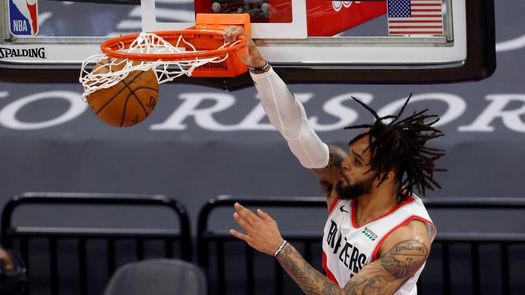 126-132. Lillard anota 40 puntos y Trail Blazers empatan marca de triples