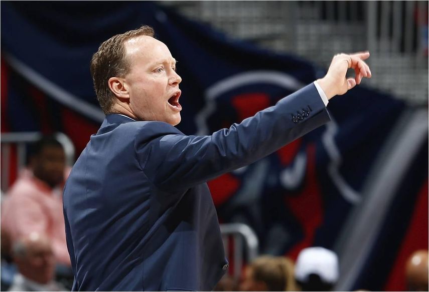 Budenholzer nombrado Entrenador del Año; Lou Williams, Sexto Hombre