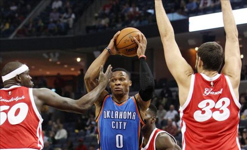 113-93. Westbrook logra su triple-doble 23 en triunfo de los Thunder