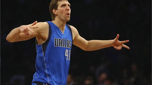 88-96. Nowitzki ya es el séptimo máximo anotador de la NBA