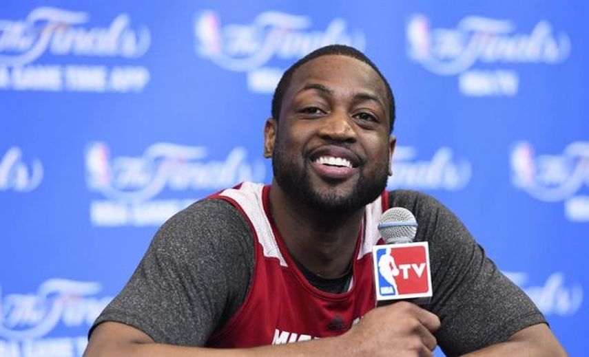 Wade deja Miami y se va con los Bulls; Calderón traspasado a los Lakers
