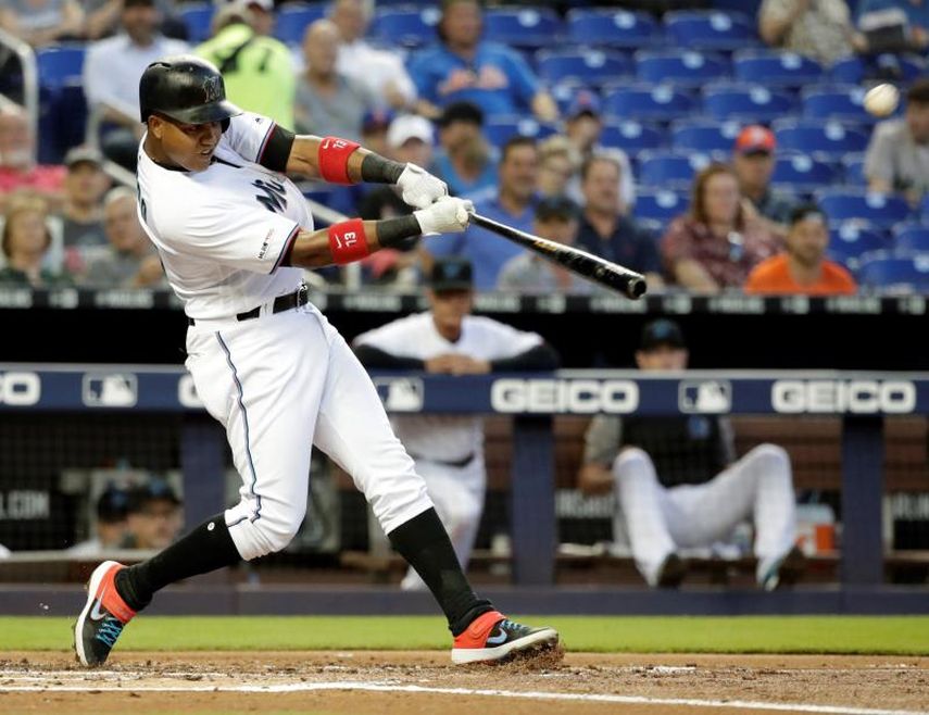 13-12. El dominicano Castro pega sencillo y marca la victoria de Nacionales