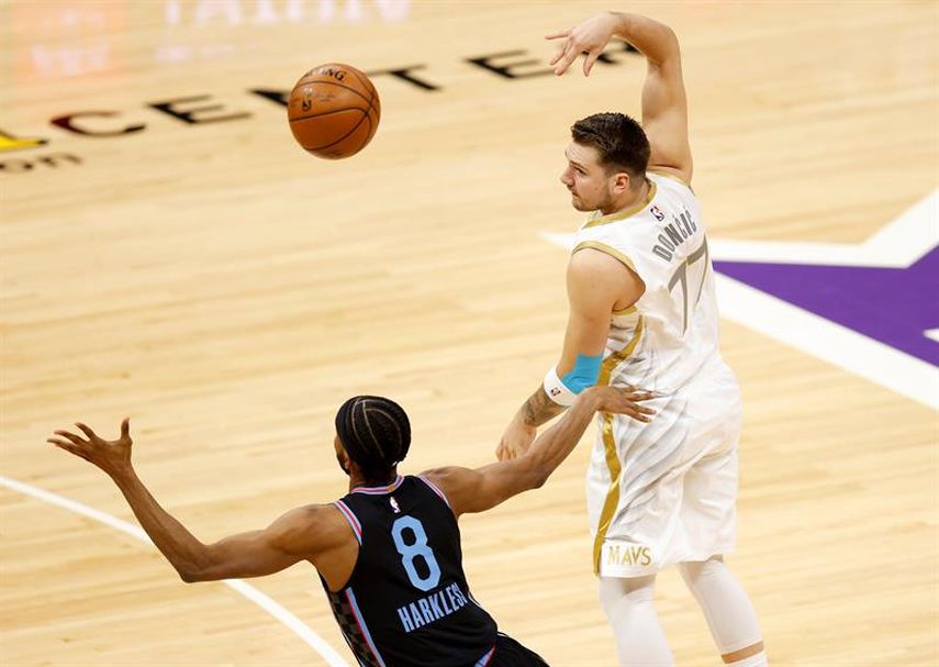 110-90. Ante los Cavaliers, Doncic mantiene a los Mavericks líderes y quintos en el Oeste