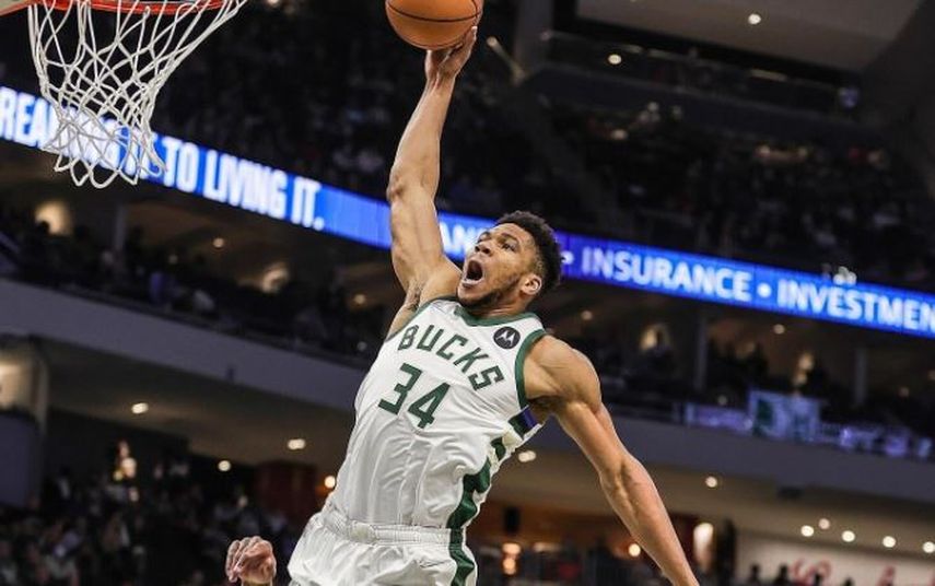 Antetokounmpo anotó 50 puntos en una noche en que Bucks dominaron a los Pacers. Foto: Getty