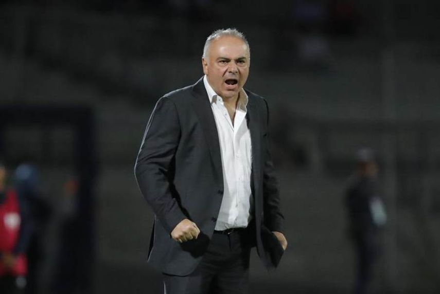 Guillermo Vázquez renueva su contrato como entrenador del Veracruz