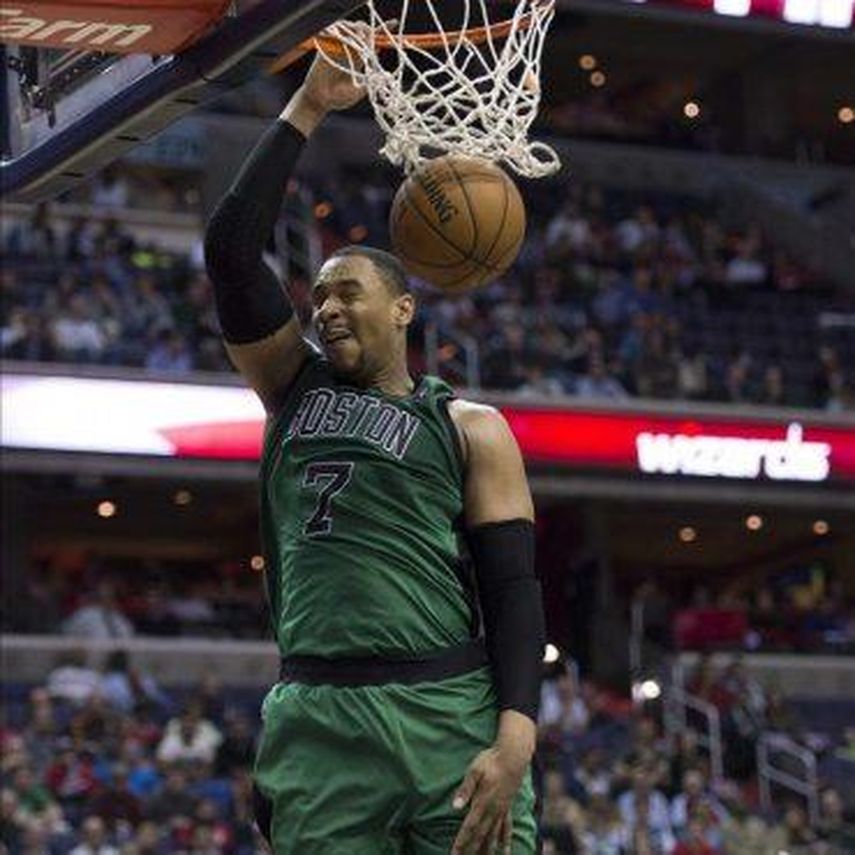 106-86. Sullinger y Celtics estropean a Fisher y Calderón su debut con Knicks