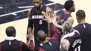 75-83. Whiteside vuelve a ser el líder ganador de los Heat