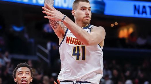 Debut triunfal de Juancho como titular de Timberwolves