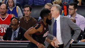 131-115. Harden y Rockets dan otra exhibición encestadora