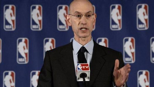Primer triunfo legal de D. Sterling; Silver dice que la NBA está al margen