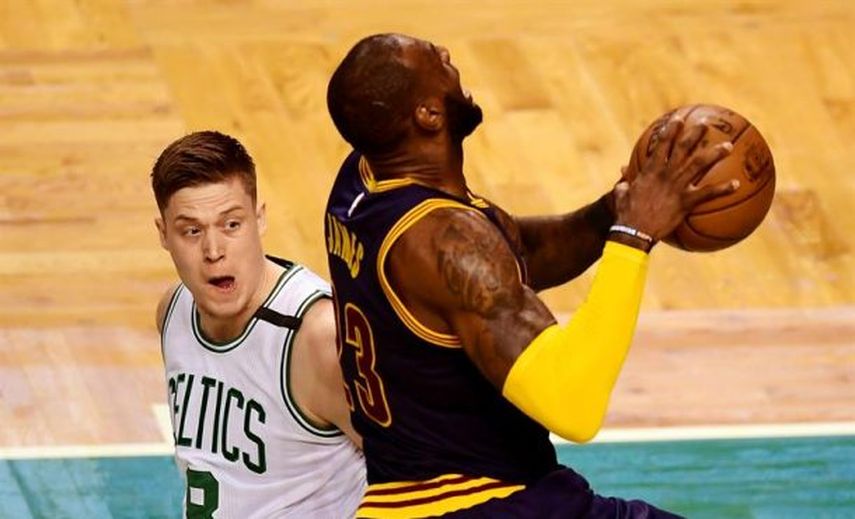 Los Cavaliers cumplen los pronósticos y defenderán el título de campeones ante los Warriors