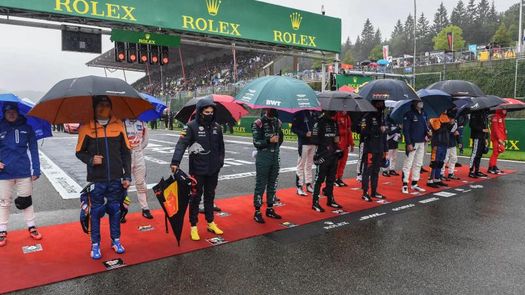 Alonso: Correcto detenerla pero extraño que dieran puntos, no fue una carrera