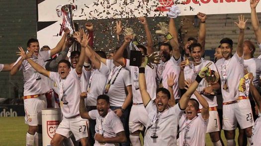 Herediano y Alajuelense buscan la gran final con sazón mexicano y hondureño