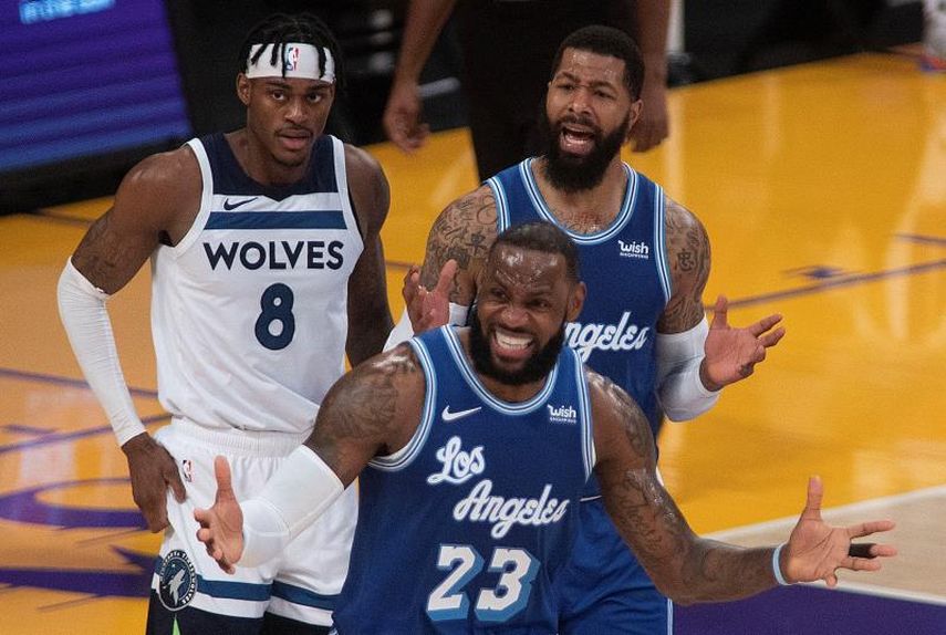 137-121: Los reservas de los Lakers se lucen ante los Wolves de un gran Rubio