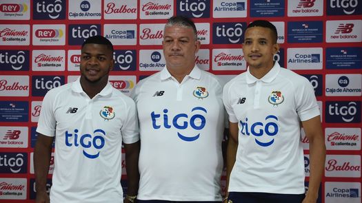 Selección de Panamá rumbo a Europa