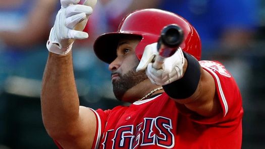 5-3. Pujols pega su jonrón 660 e iguala a Mays en la victoria de los Angelinos