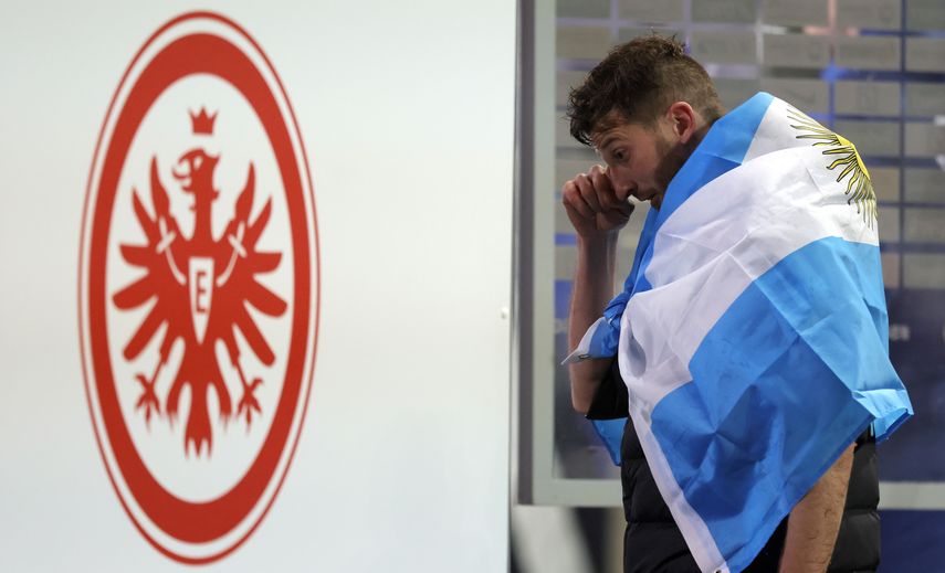 David Abraham, adiós al Eintracht y vuelta a Argentina