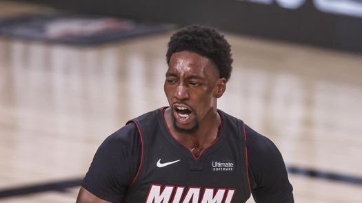 115-101. Ante Cavaliers Adebayo aporta doble-doble en el cuarto triunfo consecutivo de Heat