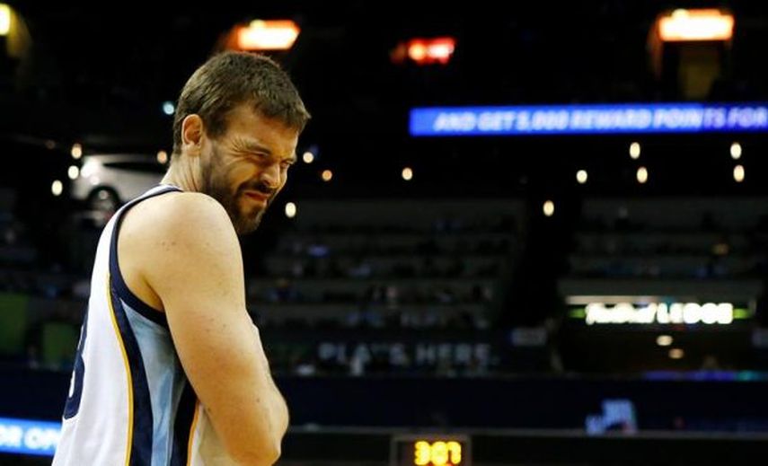 Los hermanos Gasol destacan con distinta suerte; los Hernangómez tienen minutos