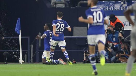 1-1. El brasileño Otavio, de penalti, le da un punto al Oporto