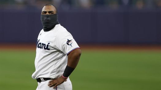 3-0. Rogers lanza sólido y los Marlins someten fácil a los Orioles