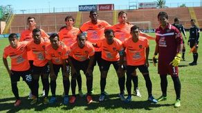 El defensa panameño Yamir Vergara vio acción en el primer triunfo de Puntarenas FC