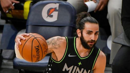 El nuevo entrenador de los Timberwolves afirma su confianza en Ricky Rubio