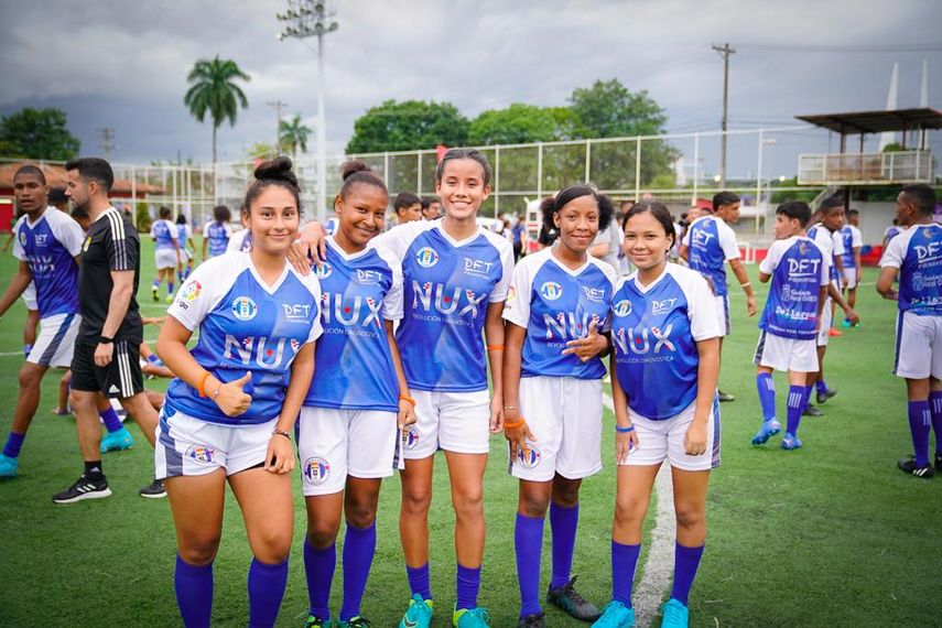 Real Oviedo llegó a Panamá para realizar clínica de fútbol