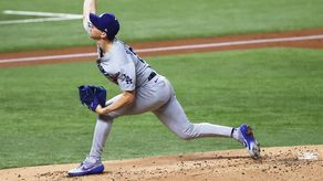 5-3. Buehler lanza sólido y derrota a los Piratas