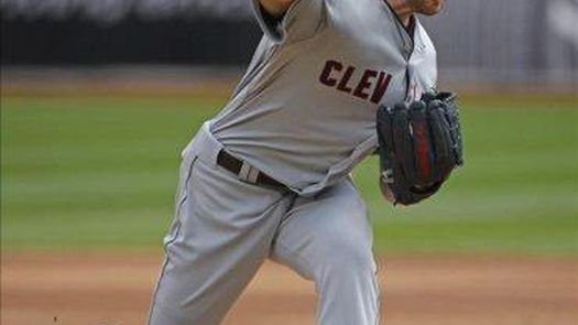 7-2. Kluber y los Indios siguen presionando por un boleto a la final