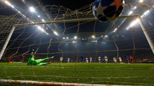 2-3. El Oporto llega a octavos invicto y el Galata, a la Liga Europa