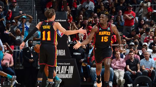 Los Hawks vencieron a los Hornets y avanzaron en el torneo del Play In de la NBA