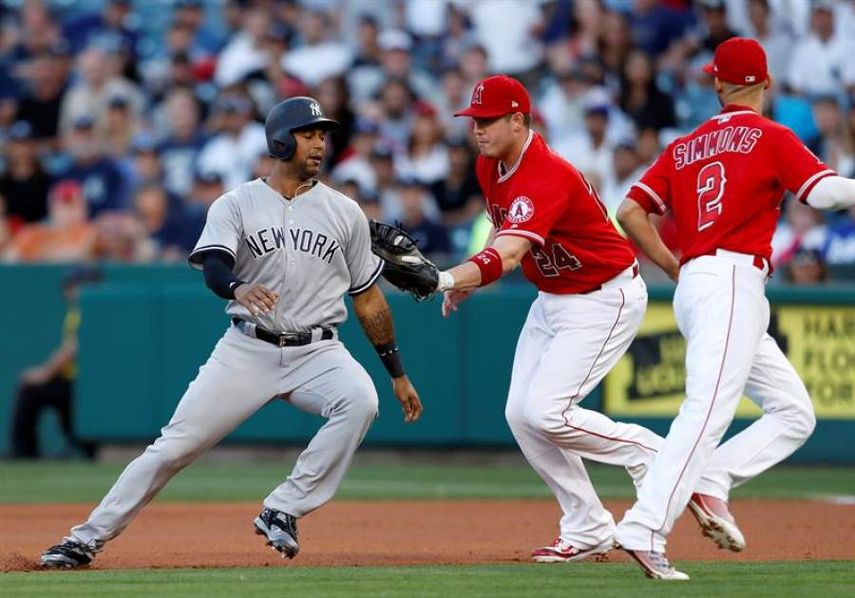 4-2. Cron pega jonrón de tres carreras y Rays logran quinta victoria seguida