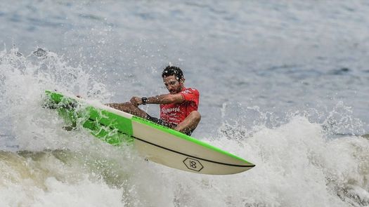 El peruano Tamil Martino fue uno de los protagonistas del SUP Surf de los Juegos Panamericanos de Surf Playa Venao 2022. Foto: @panamericansurf