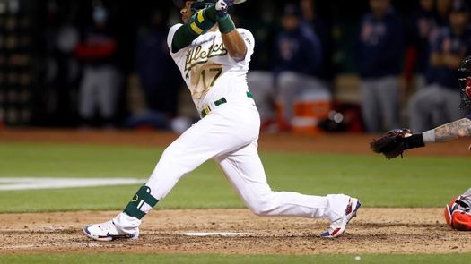 3-2. Hernández pega sencillo y remolca el triunfo de los Medias Rojas