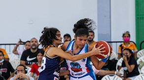 Sobresale Cobras