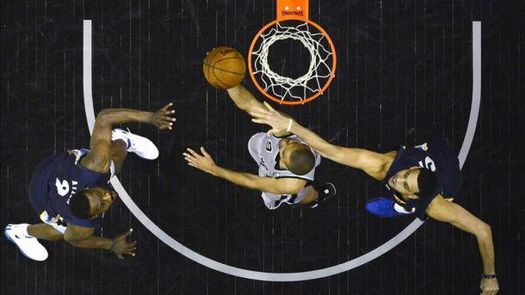 93-108. Daye y los Spurs endosaron la decimoquinta derrota a los Timberwolves