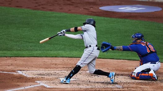 El venezolano Rojas lidera racimo de 4 carreras en triunfo de los Marlins