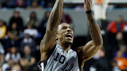 106-111. DeRozan hizo la diferencia ganadora con los Spurs en el duelo tejano