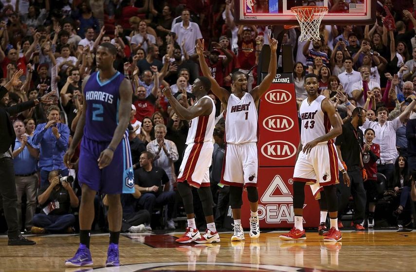 94-93. Deng decidió victoria de Heat que rompen su racha de tres derrotas