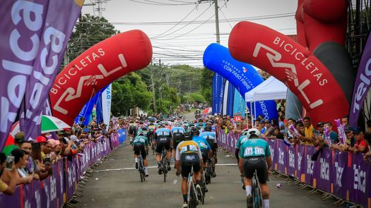 La Vuelta Ciclista Internacional a Chiriquí celebra su XLV edición con 19 equipos y 135 pedalistas que serán presentados este 20 de noviembre en el Palacio Municipal de David.