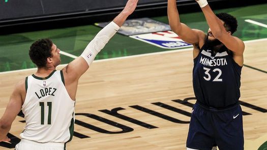 103-112: Los Wolves pierden ante los Thunder y Rubio consigue un doble-doble