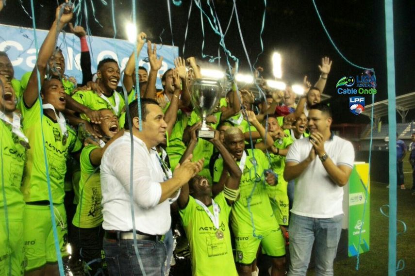 Costa del Este FC levanta el título del Apertura 2016 de Ascenso LPF
