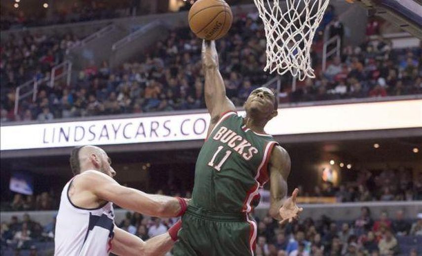 81-87. Knight y los Bucks fueron mejores que los Pacers