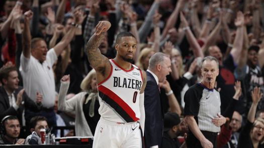 119-121. Lillard y McCollum en Portland ganan el duelo a Doncic y Porginzis de los Mavericks