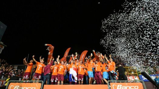 Adolfo Machado y Rolando Blackburn se coronan campeones con el Saprissa