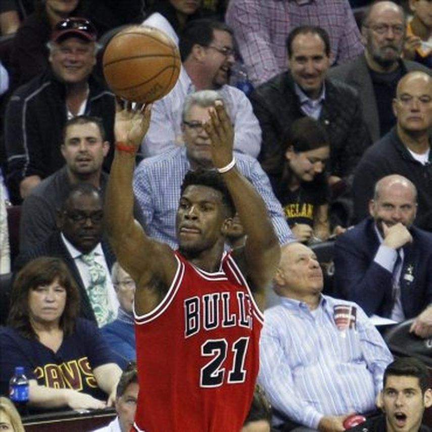 96-105. Butler y Pau Gasol regalan a los Bulls un gran triunfo el Día de Navidad