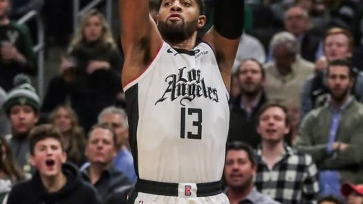 117-124. George y Leonard se combinan para 88 puntos para los Clippers