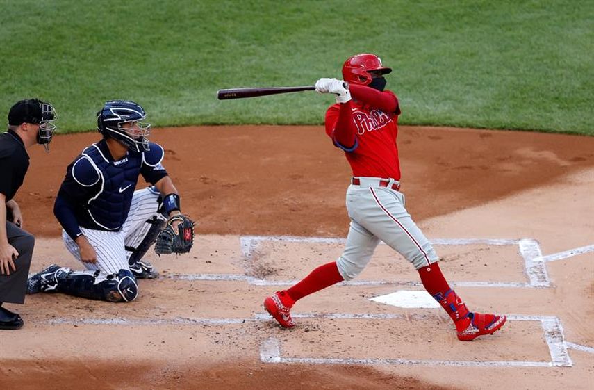 5-4. Ante los Cerveceros, Gregorius conecta un grand slam y los Filis siguen ganando